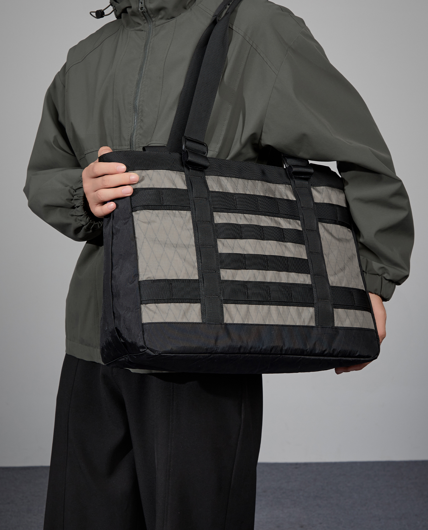 Tote bag large capacity handbag commuter shoulder messenger bag men's multifunctional 16-inch computer bag