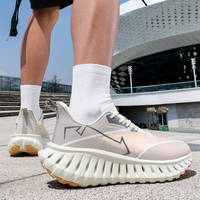 Designer NHOT designer Sneakers 2025 New Breathable Mesh Running Spring Autumn Summer Versatile Casual Men's Shoes