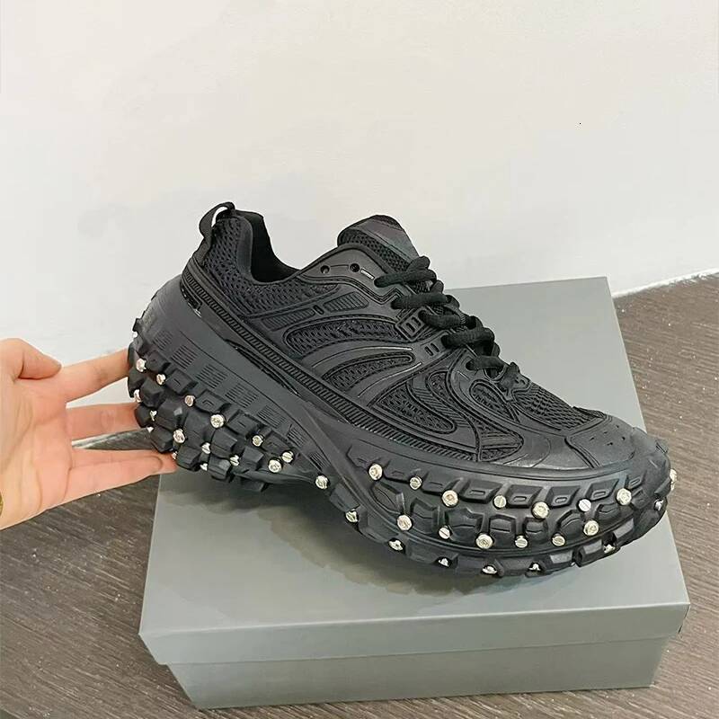 Fashion Brand Men's Or Women's Thick-soled 2025 Spring New Rivet Design Couple Sports Breathable Casual Shoes ddmymonkey