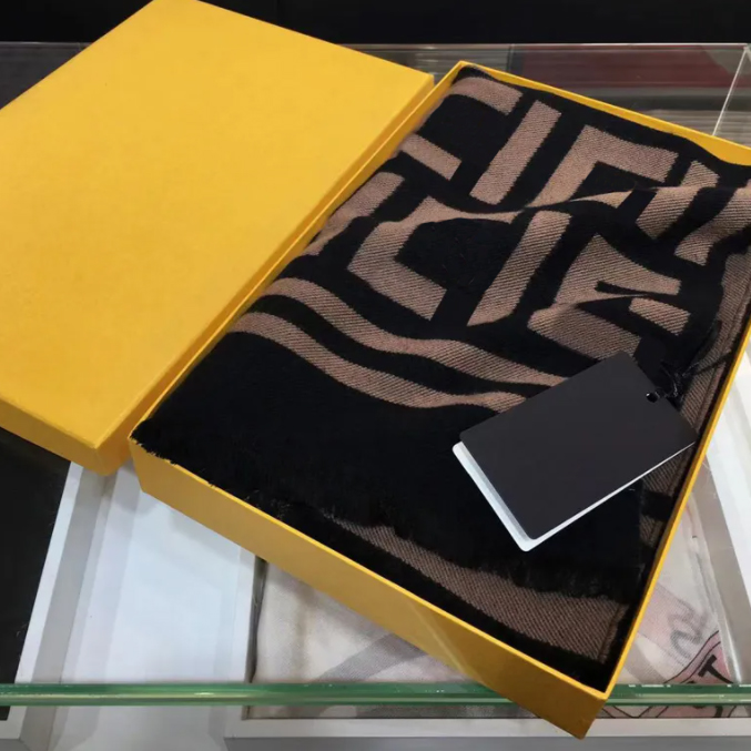 Cashmere Outdoor Lu… - image