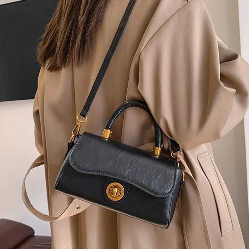 Womens Commuter Handbag Hot Fashion Retro Vintage Style Small Square Handbag MultiFunction Shoulder Crossbody BagXJ250918