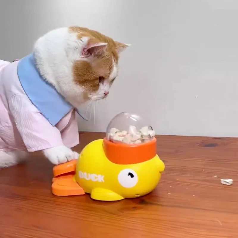 Cat Toys SelfPleasure and Boredom Relief Cat Stick Pet Snacks FreezeDried Little Yellow Duck Launcher Kitten Food Leakage Toy X250918