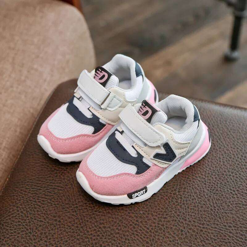 Kids tennis boys girls sports running non slip boy casual soft sol children's mesh shoes Non-slip breathable seasonal shoe