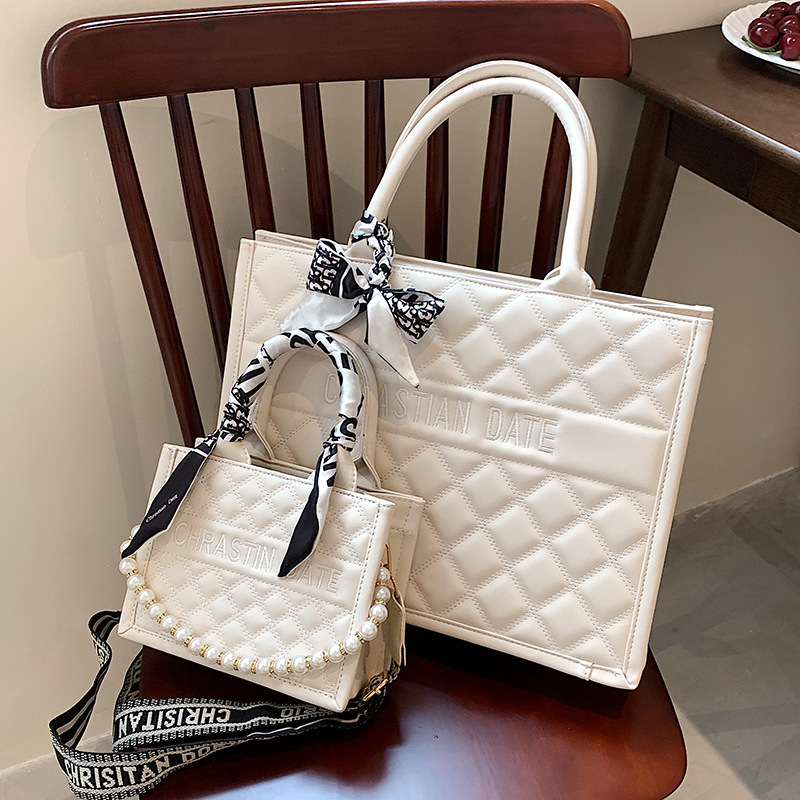 Designer bag hot free shipping Trendy large capacity tote bag women's new fashionable single shoulder handbag