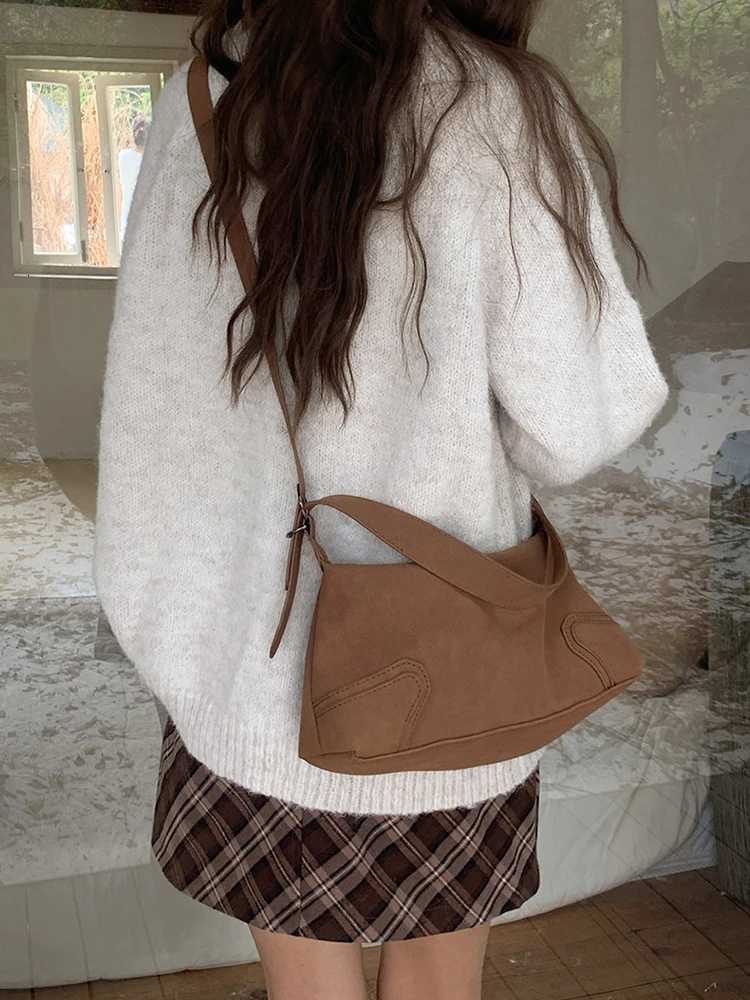 2025 New AutumnWinter Vintage Bag Fashion Suede Crossbody Bag Shoulder Bag Underarm Bag Casual Womens Daily Commuter BagXJ250918