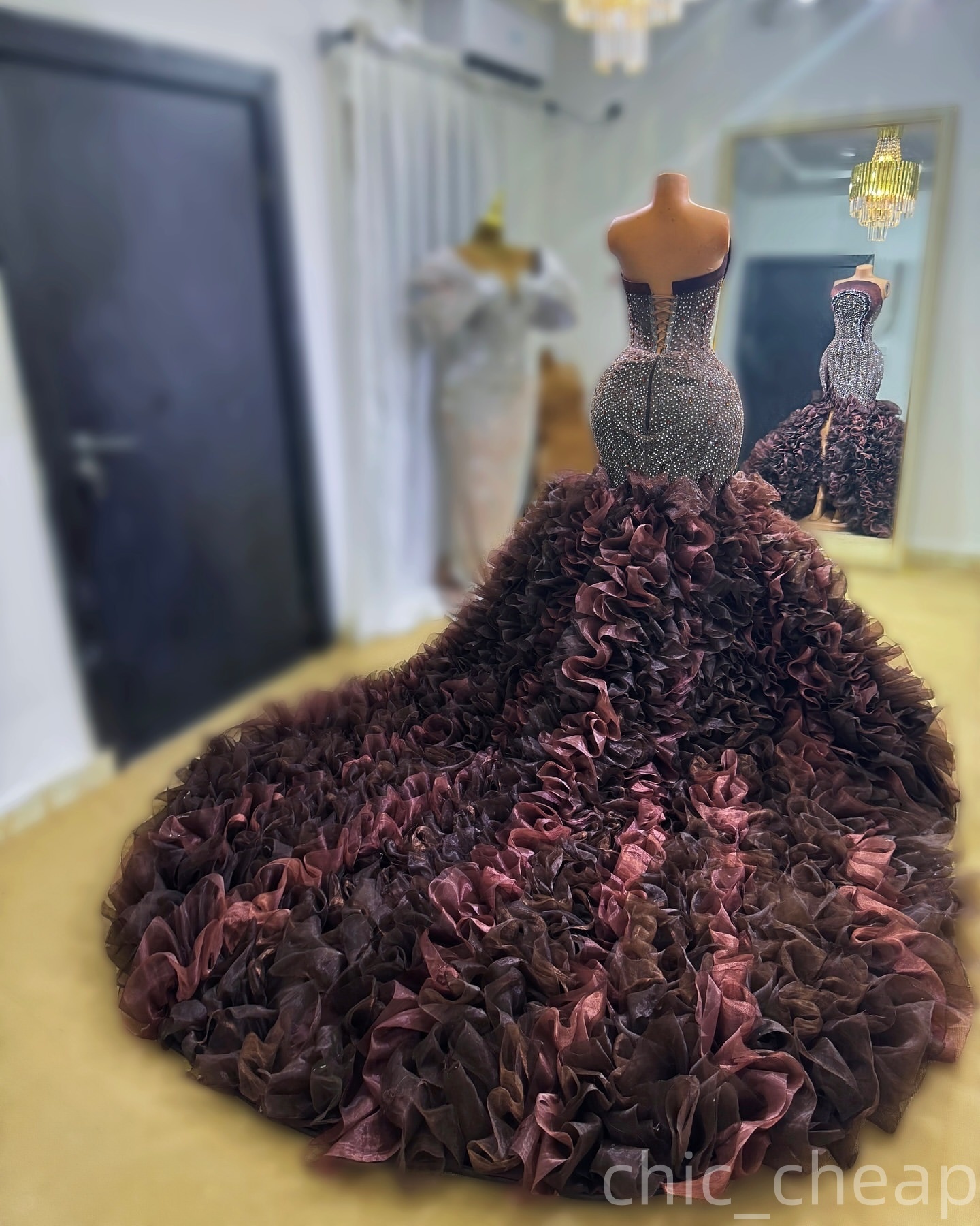 Mermaid Brown Prom Dresses 2025 Organza Tiers Crystals Beaded Evening Formal Party Second Birthday Engagement Gowns Plus Size Dress For Special Occasi