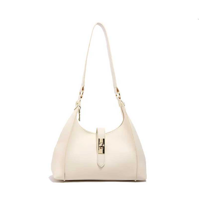 High End and Large Capacity 2025 New Versatile Single Shoulder Underarm Womens Bag Retro Handheld Crossbody BagXJ250918