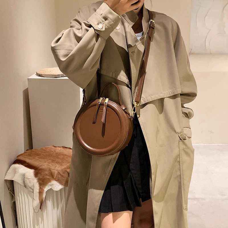 Solid Color PU Leather Shoulder Bag Crossbody Bag For Women Round Small Handbag Fashion Designer Bags Female Zipper Purses Z250915