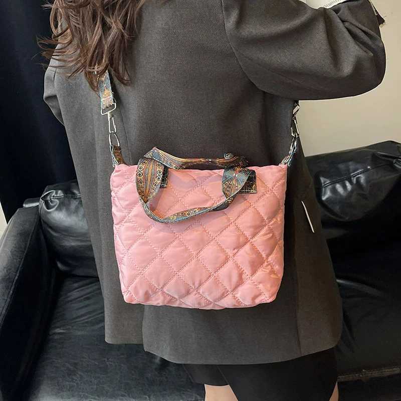Trendy Womens Quilted Puffer Tote Crossbody Handbag with Wide Shoulder Belt Cotton Padded down Bag Z250915