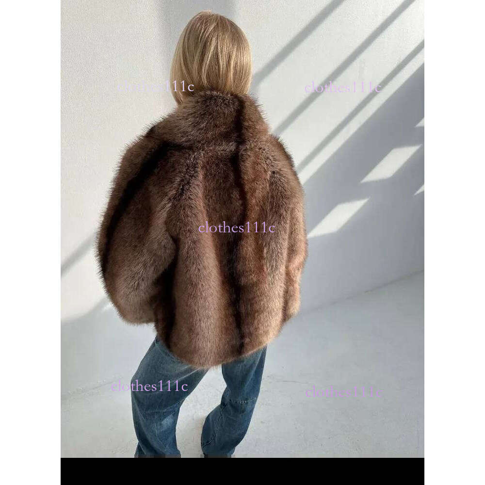 Faux Fur Women Coat Fashion Lapel Long Sleeve Fluffy Cropped Loose Chic Jacket Lady Winter Daily Warm Highstreet Outwear