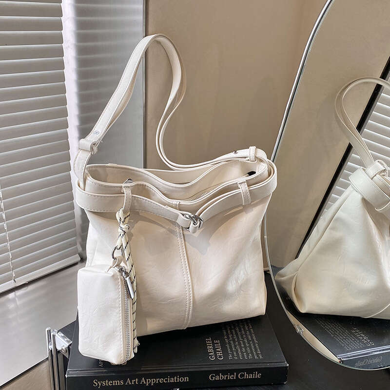 Casual Large Capacity Denim for Women 2025 Early Spring New Designer Bags Commuter Shoulder Crossbody Soft Tote Bag