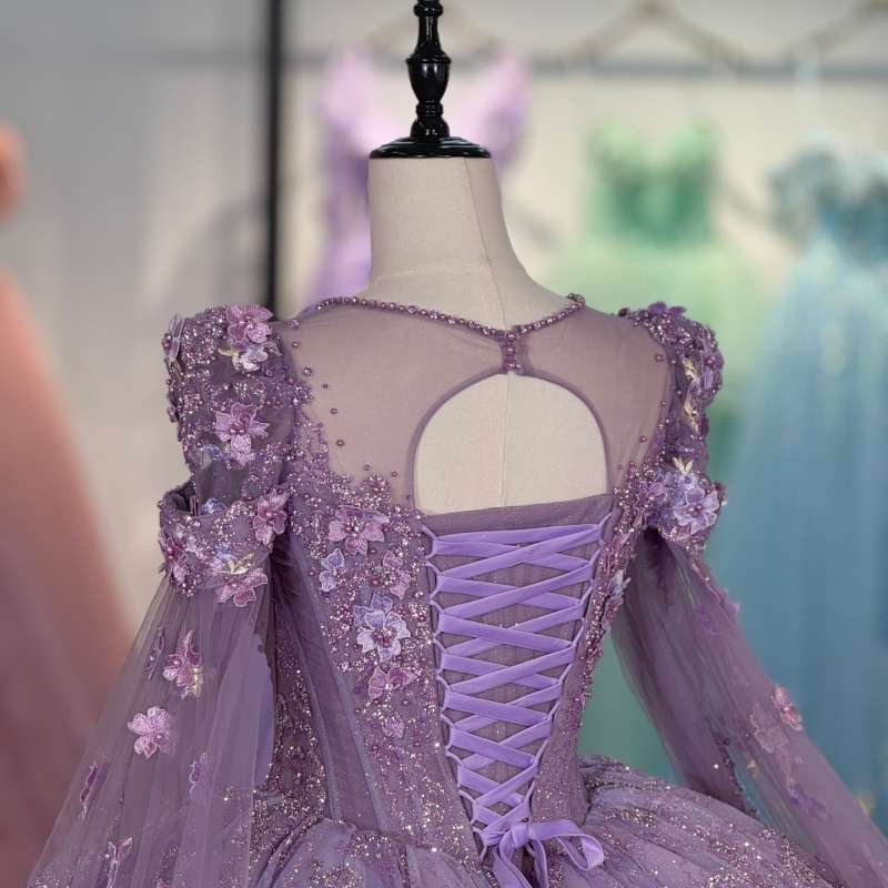 Lilac Quinceanera Dresses Off The Shoulder Sequin Applique Flower Beading Crystal With Cape Tull Party Birthday Sweet 16 Dress Vestidos De 15 Anos
