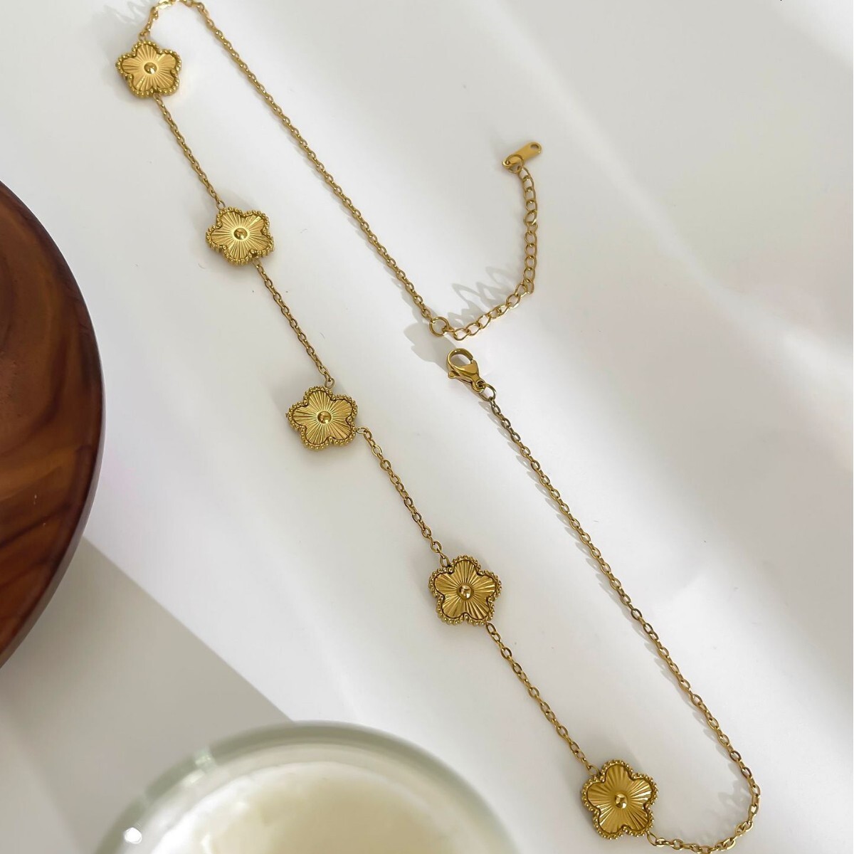 Fashionable Titanium Steel Five-leaf Flower 13mm Necklace Titanium Steel Five-leaf Clover Necklace Waterproof And Non-disappearing Versatile Women