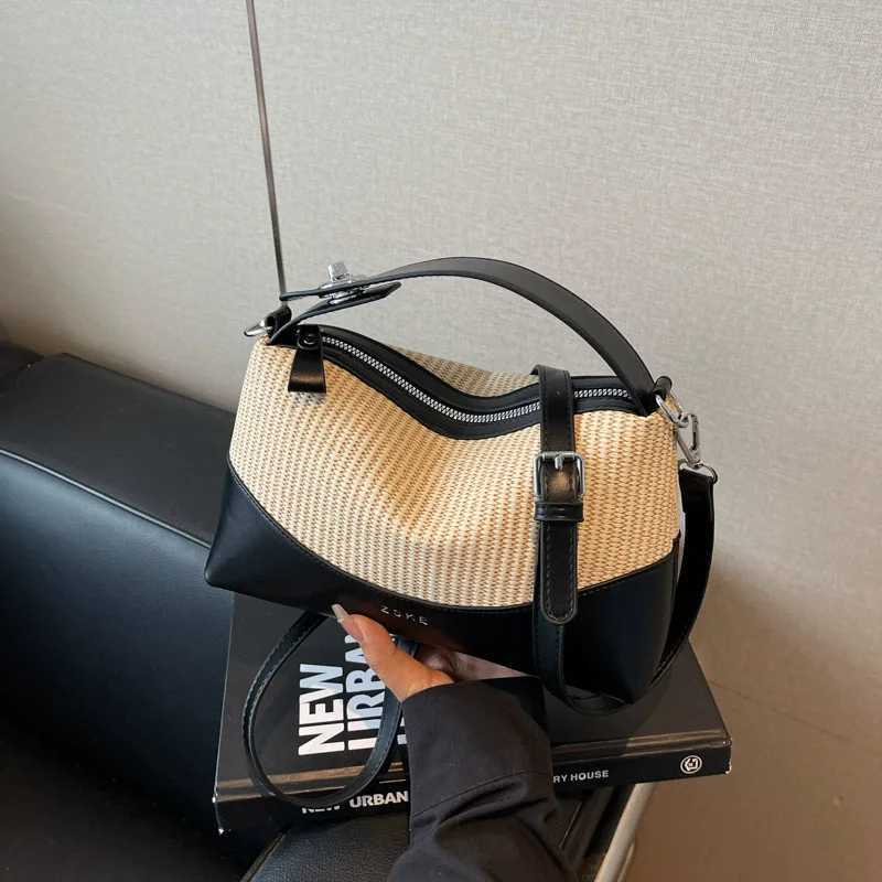 New Straw Woven Pillow Bag Women Fashion Dumpling Bags For Girls Small Handbags and Purse Ladies Hobos Shoulder Crossbody BagsXJ250918