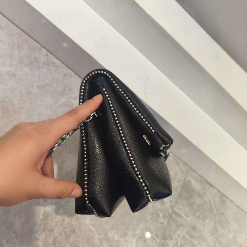 Simple Fashion Casual Versatile Crossbody Bag B5