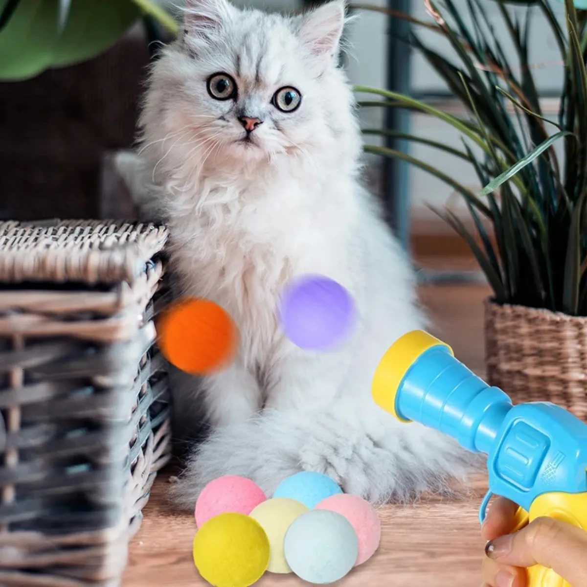 20Pcs Soft Pom Balls for Kittens with Cat Ball Launcher Toy Interactive Plush Toy for Kitten Training and PlayPet Products X250918