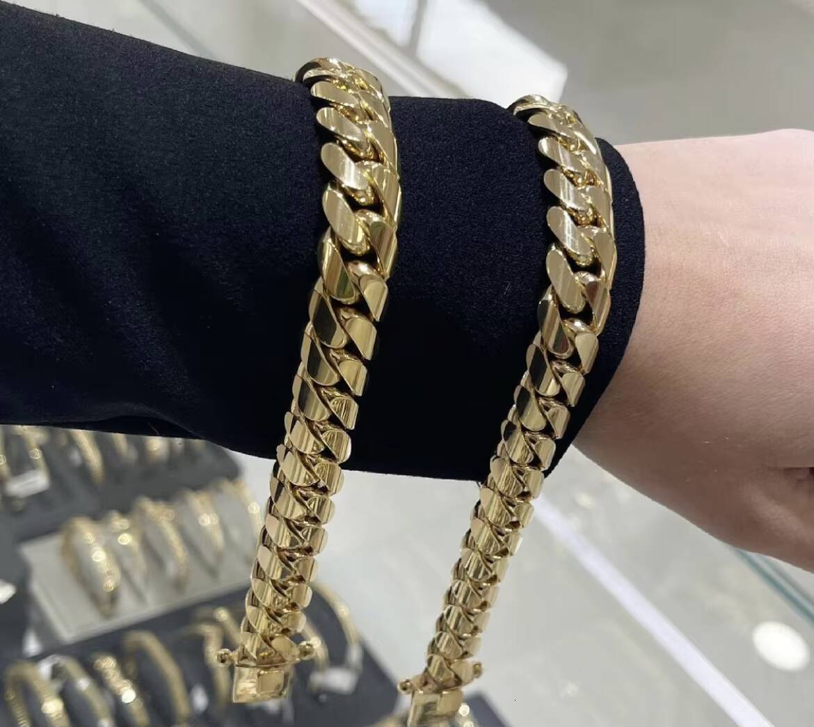 Custom Clasp Yellow Gold Miami Cuban Link Chain Heavy Solid Silver Men Chain Moissanite Lock Plain Cuban Chain Necklace Jewelry