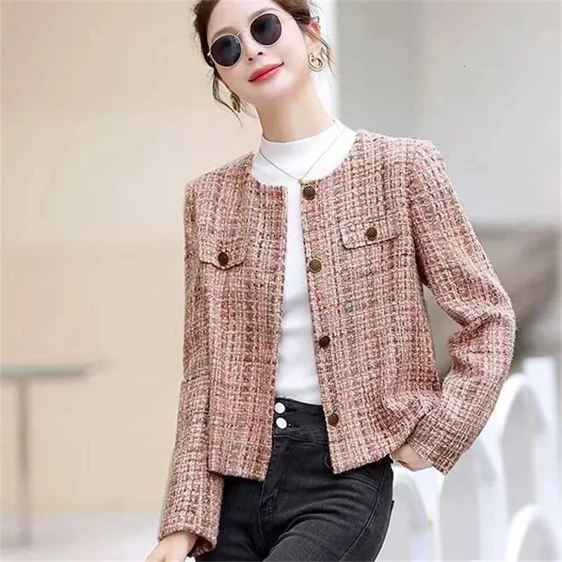 Xiaoxiangfeng Coat Women 2025 Spring Autumn New Jacket This Year Popular Tweed Outwear Temperament Elegant Short Overcoat Female Z250918