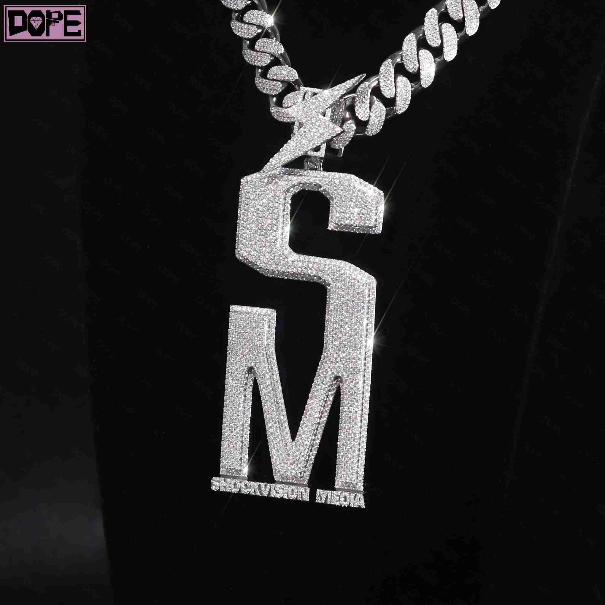 Hiphop Moissanite Jewelry VVS 925 Silver Vertical Initials Charm Iced Out Customized Trend Moissanite Pendant
