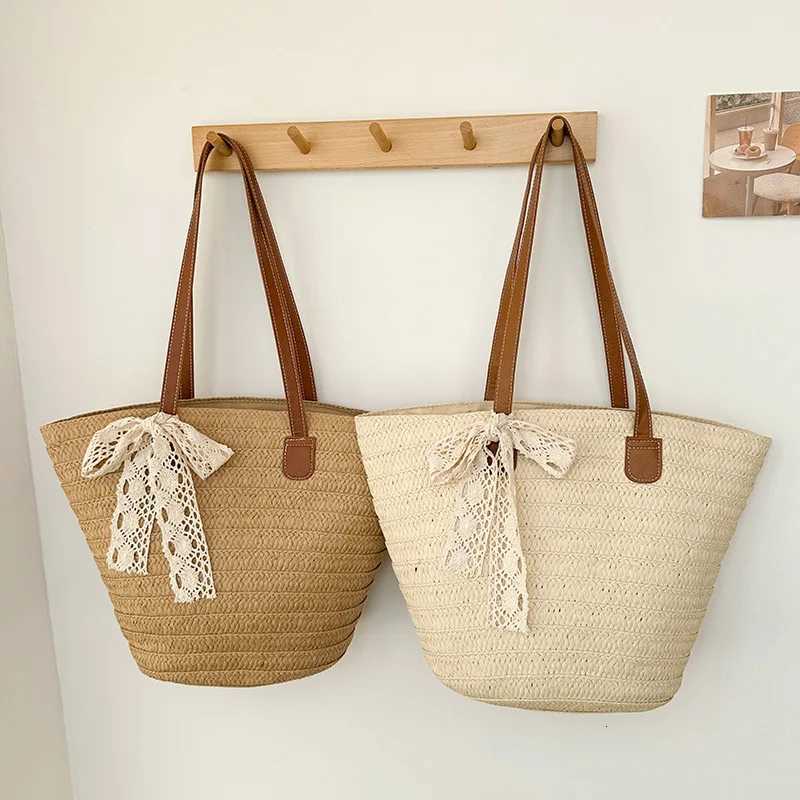 2025 Beach Vacation Leisure Handheld Bag Shopping Bag Straw Woven Bag Lace Decoration Hawaii Summer Hot Sale Z250915