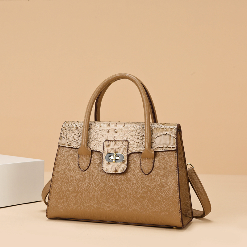 2025 Autumn Fashion and Leisure Large Capacity Handbag, College Student Crossbody Bag, Simple Daily Commuter, Advanced Multi functional Women's H