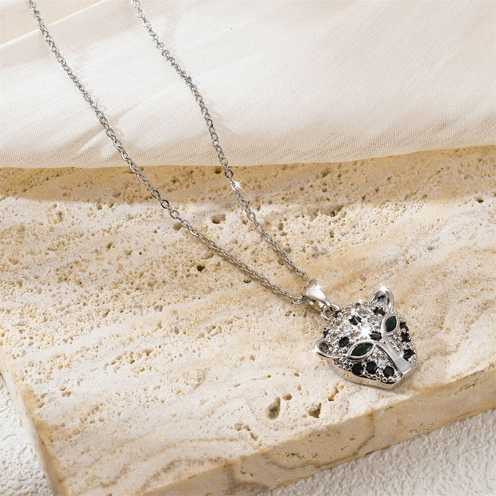 Fashion Trendy Leopard Pendant Collarbone Chain Women's Hip Hop Cheetah Necklace Accessories
