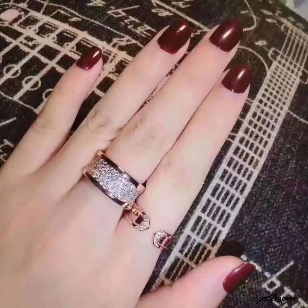 V Plated Rose Gold Inlaid Full Dia Small Waist Wide Version Ring Exquisite Jewelry ddmyfriend