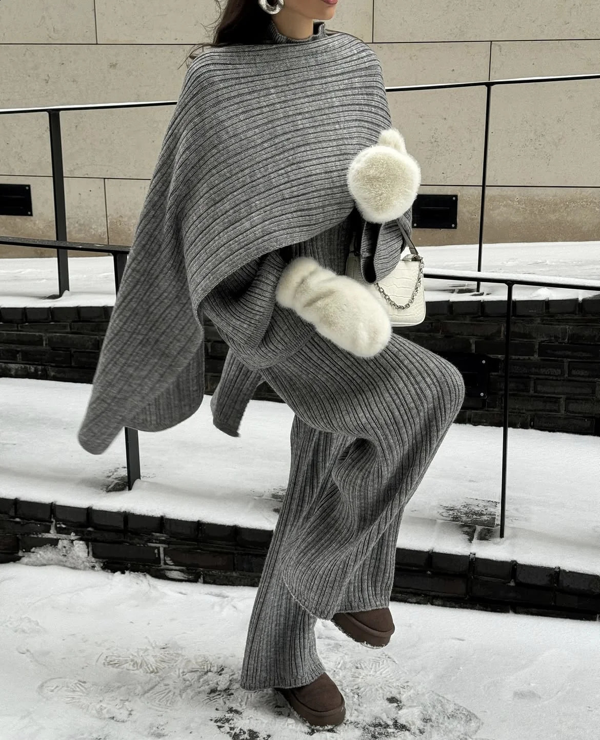 Hirsionsan Soft Elegant Vintage Women Suits 3 Pieces Female Sets O Neck Sweater Wild Leg Pants with Scarf Knitted TrackSuit 250917