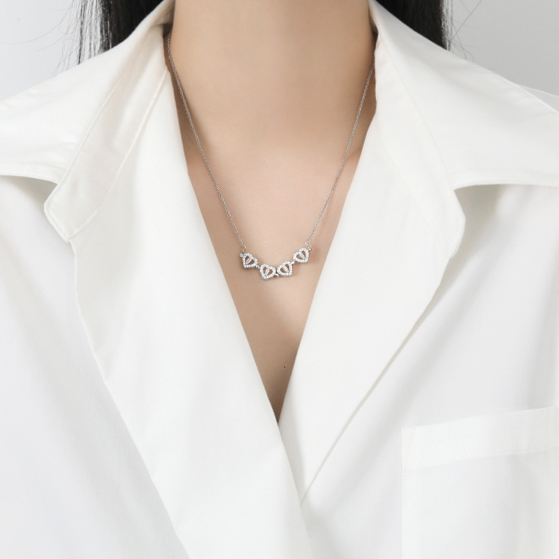 Two-Way Heart Flower Pendant Heart-to-Heart Niche Design Sense Multi-Way Wear Heart-Shaped Four-Leaf Clover Necklace Jewelry for Women