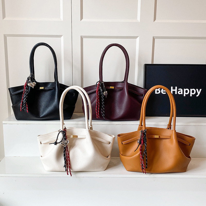 2025 Autumn New Fashionable Leisure Large Capacity Handbag, College Student Crossbody Bag, Daily Commuter, Advanced Elegant Multi functional Women