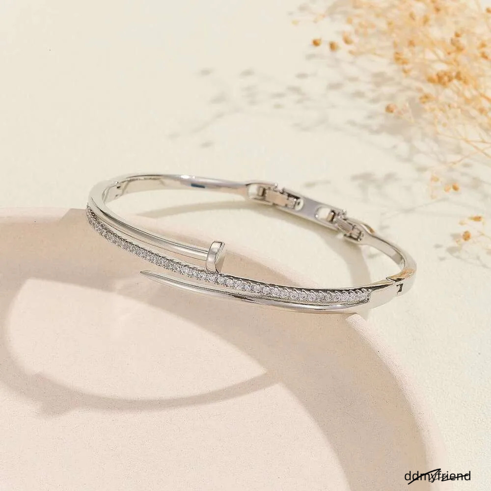 Bracelet Designer Jewelry For Women Creative Fashion With Extendable Clasp Copper Micro Inlaid Zirconia Stud Bracelets Holiday Vacation Gifts ddmyfrie