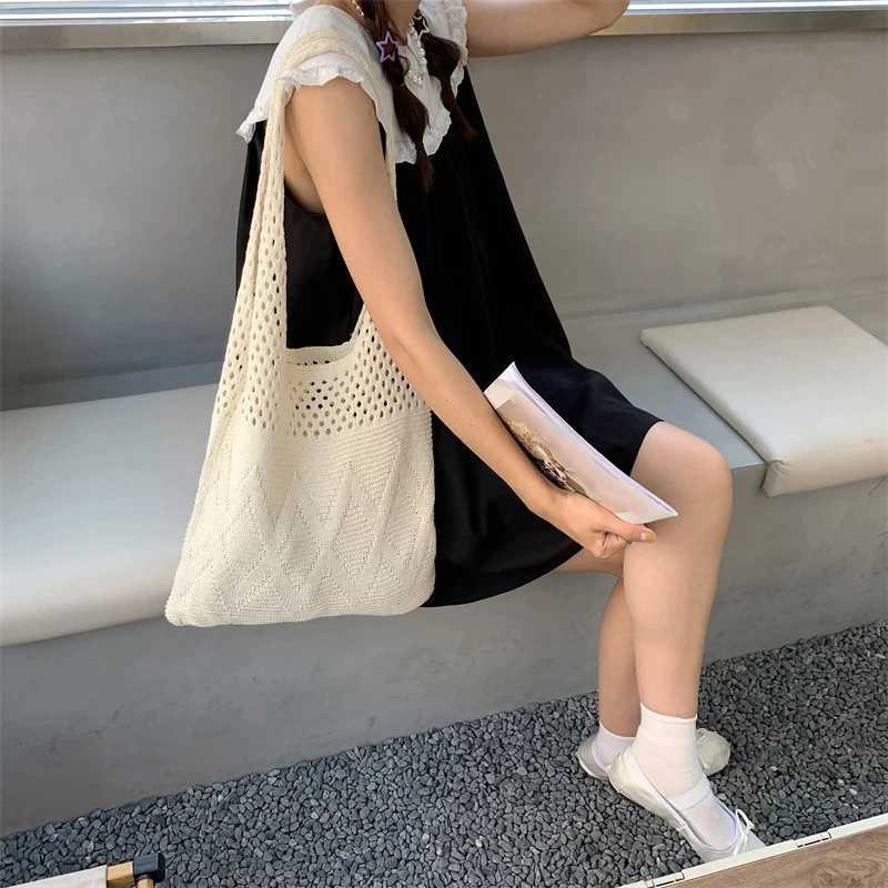 Solid Color Diamond Tote Bag Hollowed Out Knitted Sweater Handbag Casual Underarm Bag Large Capacity Shoulder Bag Z250915
