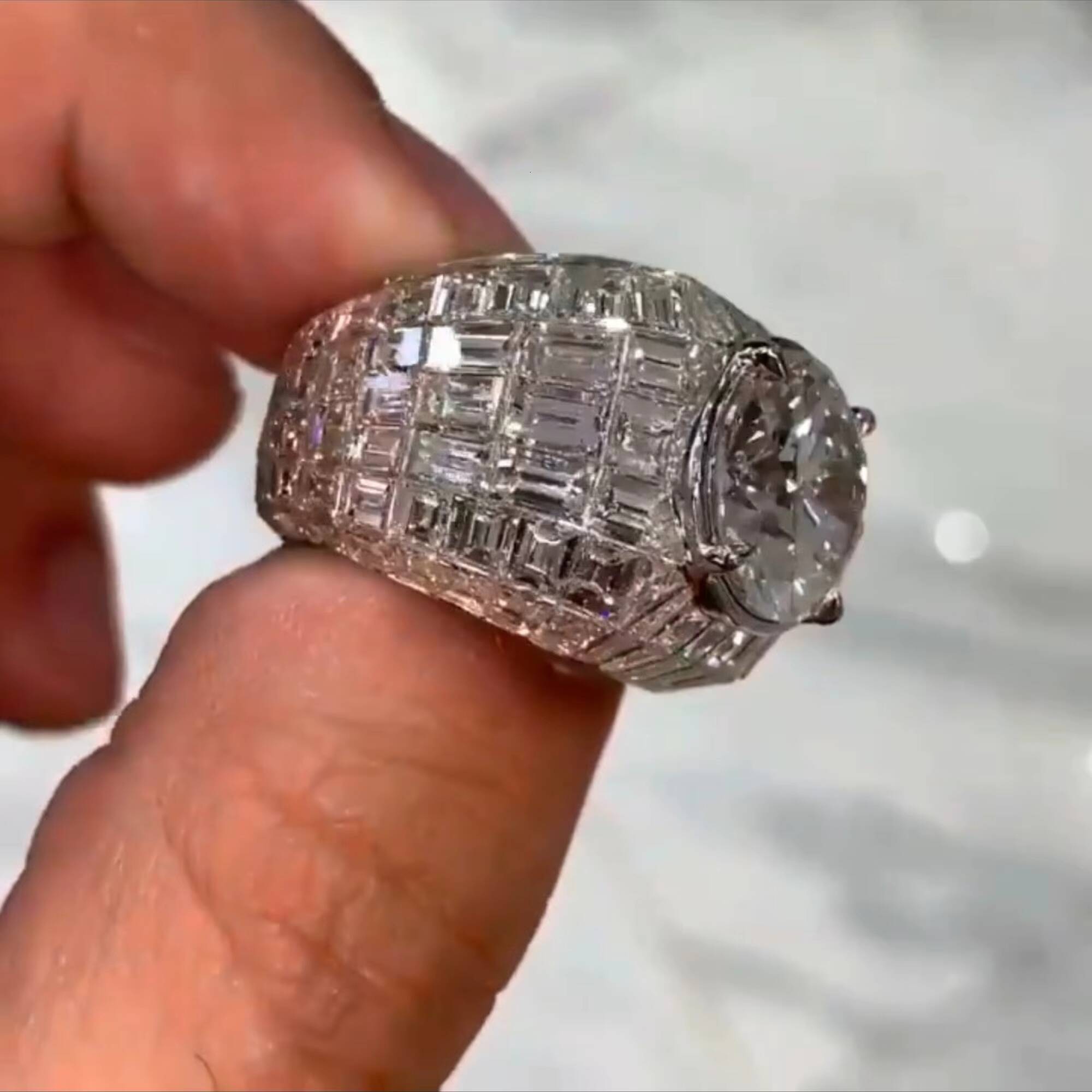 925 Sterling Silver Mens Ring High Quality VVS Moissanite Pop Hip Hop Style Fine Jewelry for Weddings Parties IGI Certified