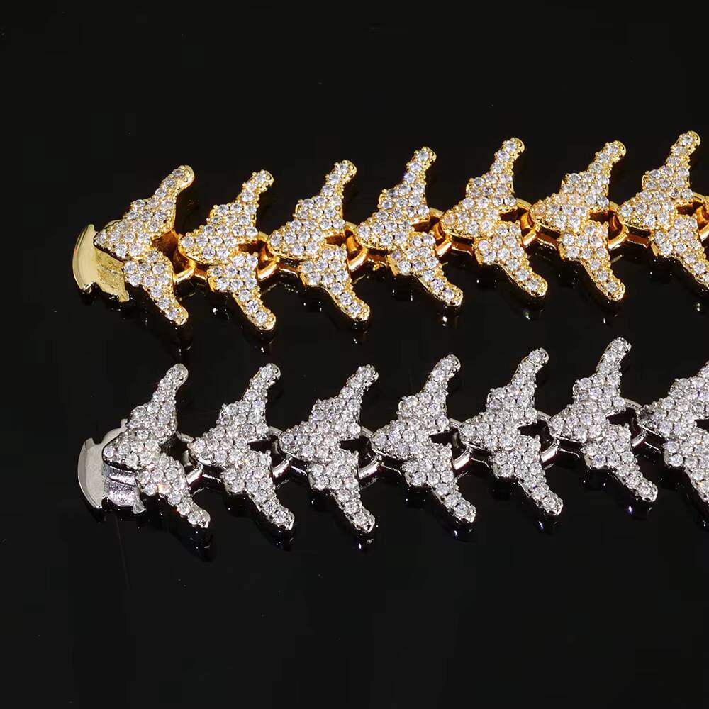 NUOYA Full Iced Out Arrow Link Bracelet 16mm Silver Plated with Elastic Clasp Micro Pave Moissanite Design Hip Hop Fine Jewelry