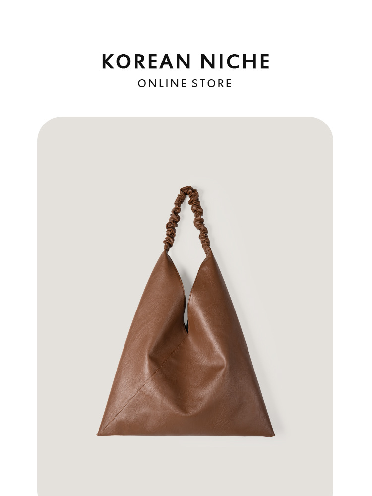 2025 New Korean Niche High-Quality Textured Pleated Oiled Wax Leather One-Shoulder Armpit Suitable For Commuting And Leisure Large-Capacity Tote Bag