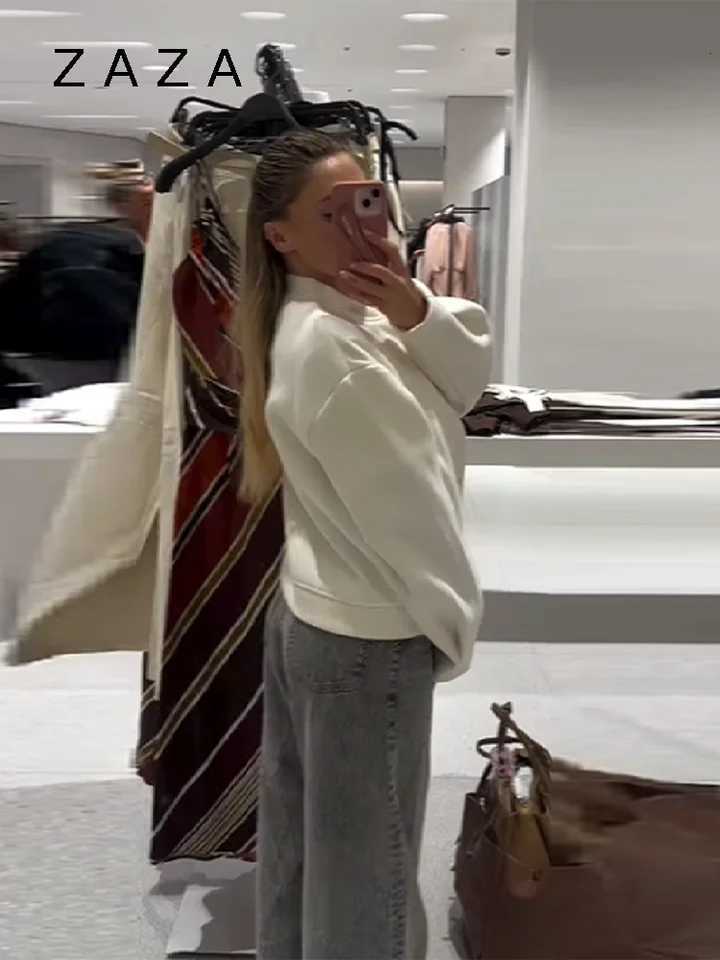 Autumn Winter Woolen Blended Solid Jacket For Women O Neck Single Breasted Casual Coat 2025 New Lady Fashion Commuter Streetwear Z250918