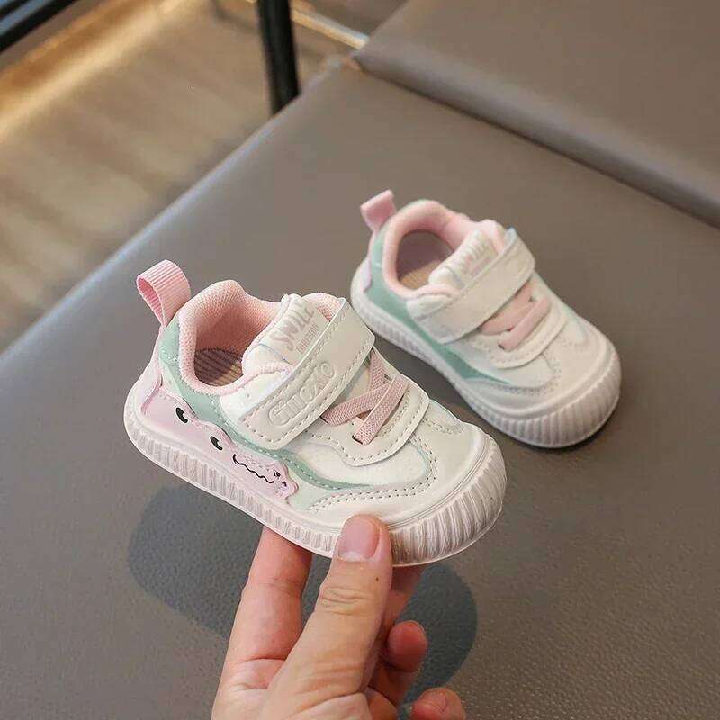 Children's Baby Walking 0-6 Years Old Pink Soft Lightweight Boys Girls Single Shoes Four Seasons Green Cute Kids Sneakers
