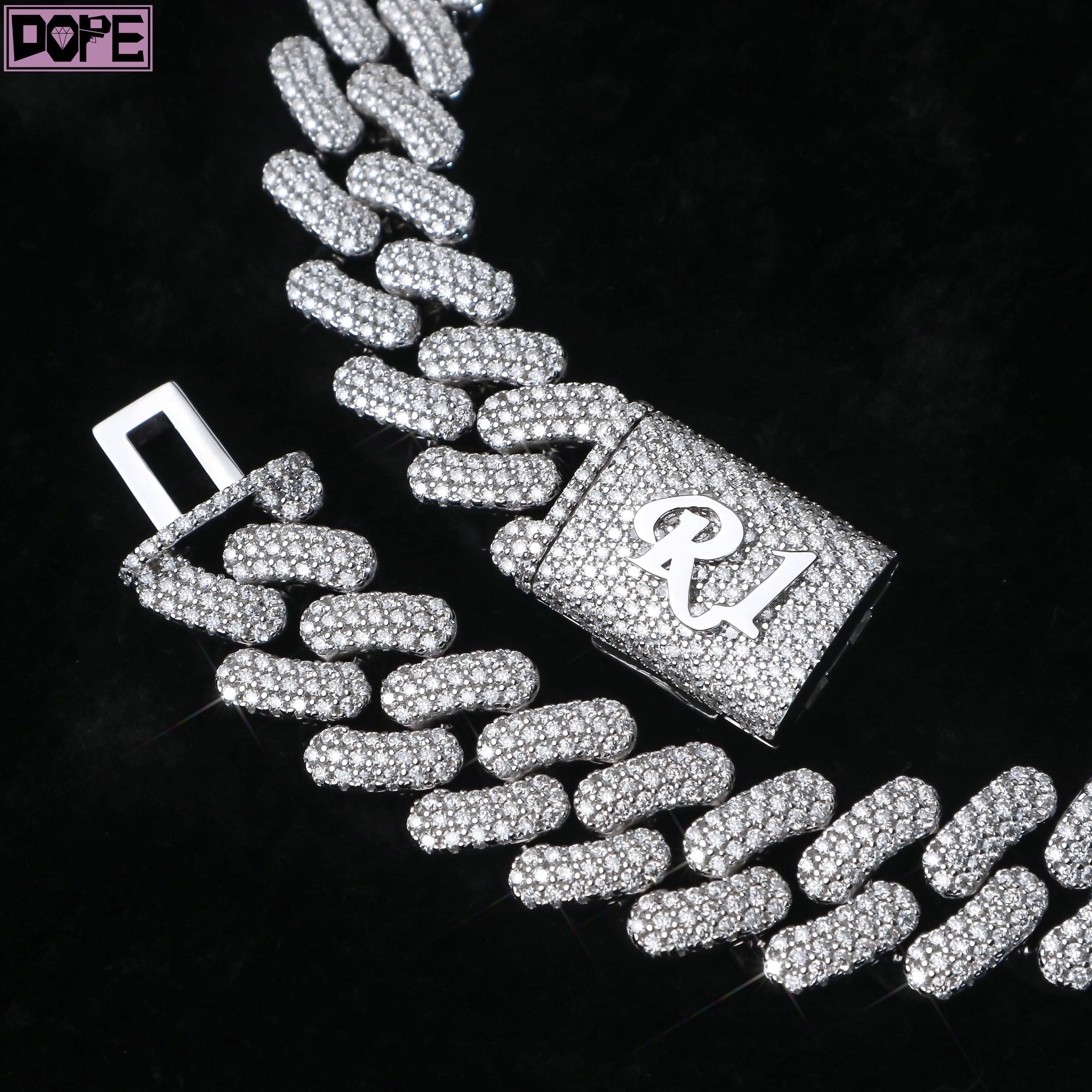 20mm Customized Trendized Moissanite Cuban Chian Hiphop Jewelry 925 Silver Iced Out VVS Cuban Link Chain