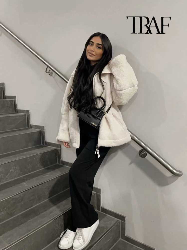 TRAF Fashion Womens Lambs Wool White Coat Winter Fleece Reversible Lapel Coat Simple Loose Teddy Velvet Long Sleeve Jacket Z250918