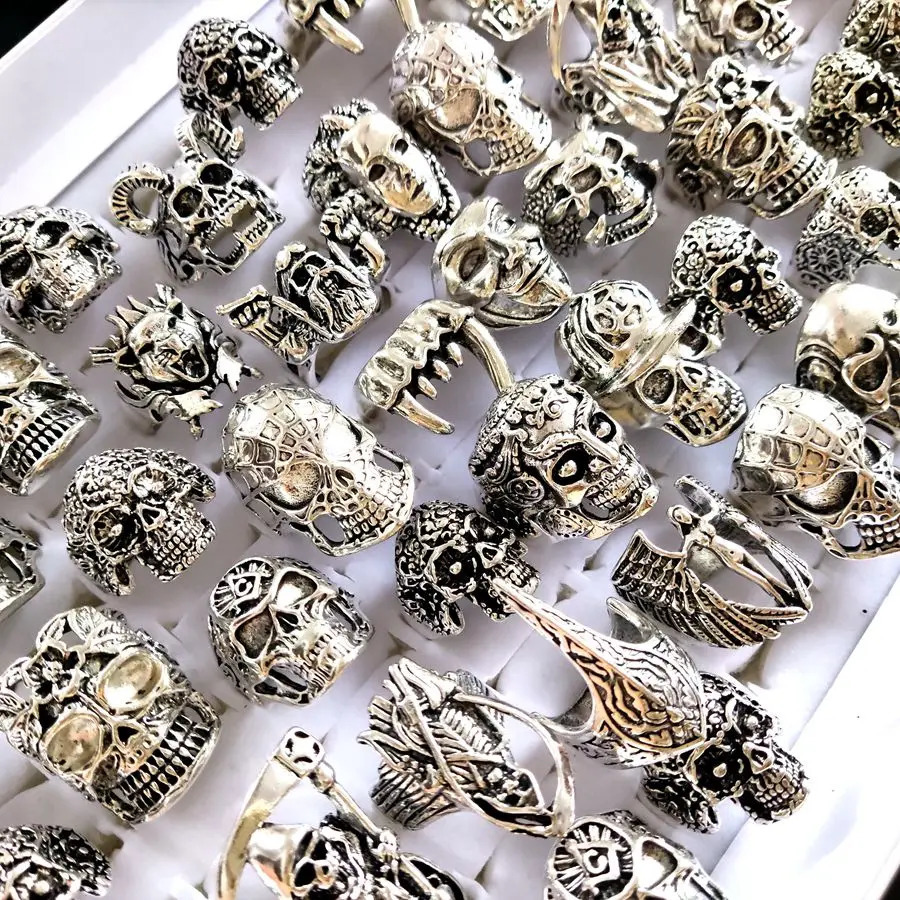 20pcslot Retro Big Head Exaggerated Gothic Skull Men Ring Punk Rocker Male Fashon Skeleton Rings Wholesale Lots 250919