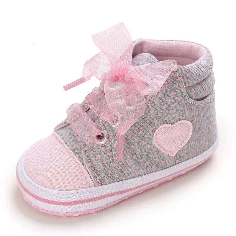 Best-selling Newborn Infant Wearable Toddler Girls Canvas Heart Bow Tie Baby Lace Casual Shoes Anti-slip Soft Cotton
