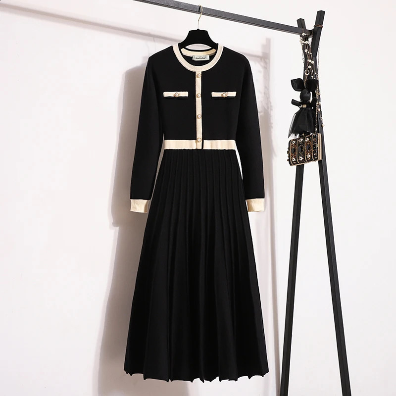 2026 Autumn Winter Women Oneck Long Sleeve Knitted Pleated Aline Dress Christmas Party Red Sweater Long Dresses 250919