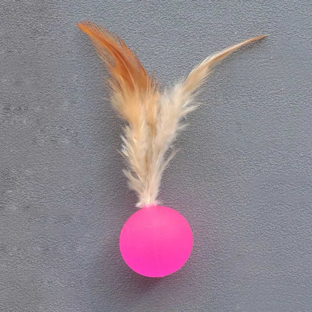 2pcs random color Funny Cat Elastic Ball Toy Interactive Balls Pet Supplies Feather Football Toys Dog Playthings Kitten X250918