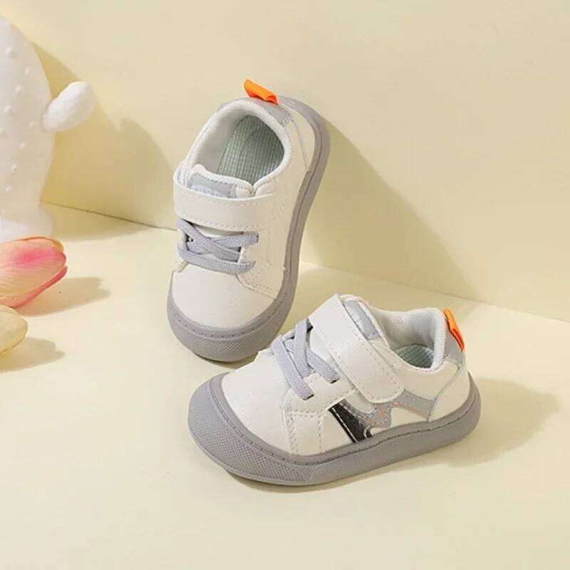 Sports New Boy' Soft Sole Antiskid 1-3Year Old Tide Comfortable Sandals for Boy Baby Casual Shoes Kids Sneakers