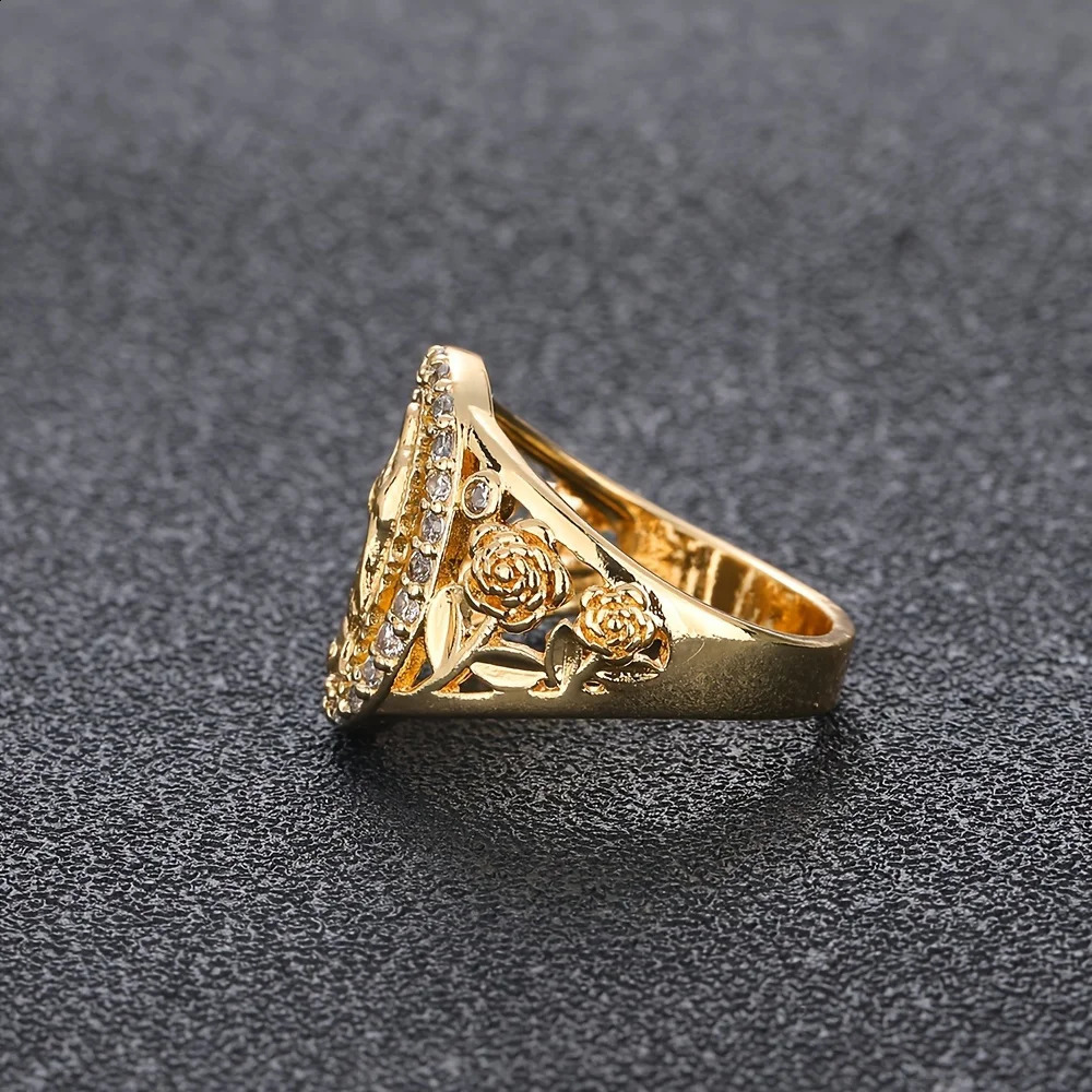 Europe and The United States Exquisite Virgin Mary Inlaid Shiny Stone Ring for Men Women Hiphop Trend Daily Wear Jewelry 250919