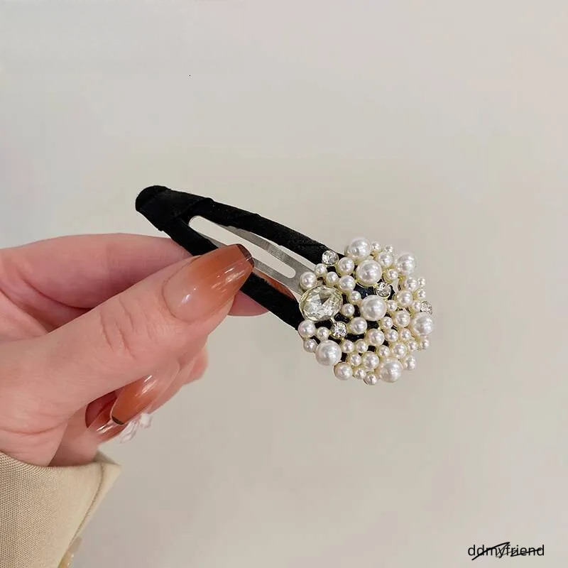 Minimalist Metal Letter For Women, Veet Side Clip, Elegant Internet Celebrity High-End Bangs BB Clip Hair Accessory ddmyfriend ddmyfriend