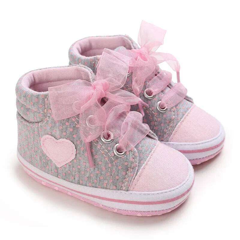 Best-selling Newborn Infant Wearable Toddler Girls Canvas Heart Bow Tie Baby Lace Casual Shoes Anti-slip Soft Cotton