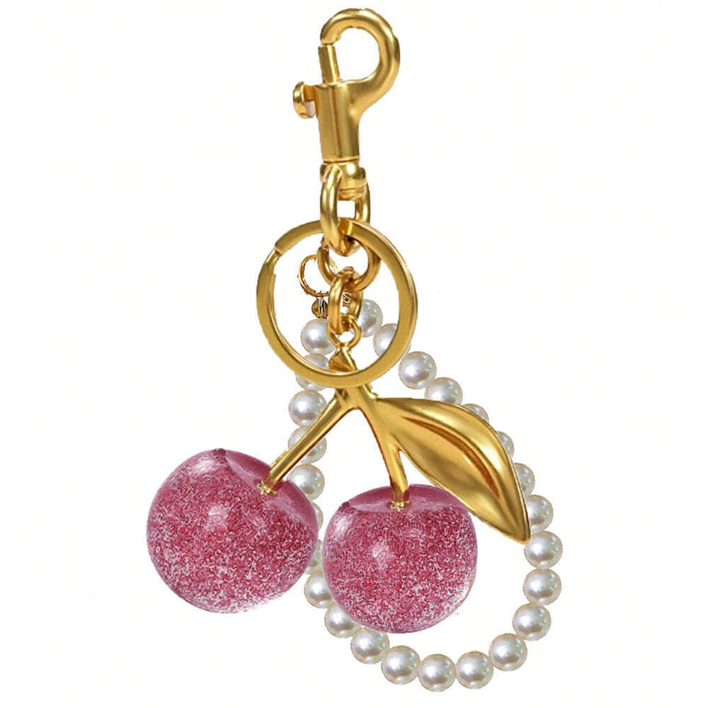 Cherry-shaped pendant, fashionable keychain, exquisite car keychain, Amazon keychain, metal keyring, bag keychain