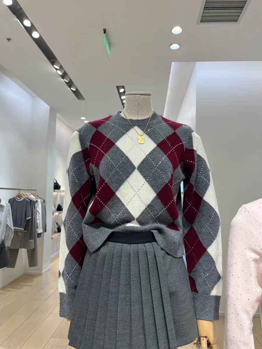 Fashion Sweatshirt Womens Anime Hoodies Cotton Pullover New Classic Hand Embroidery Letter Print Loose Women Casual Versatile Round Neck Hoodie Sweate