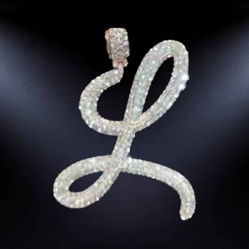 Customized Trendized Trend 925 Sterling Silver Hip Hop 1 Row VVS Moissanite Diamond Cursive Initial Letter Pendant in White Gold